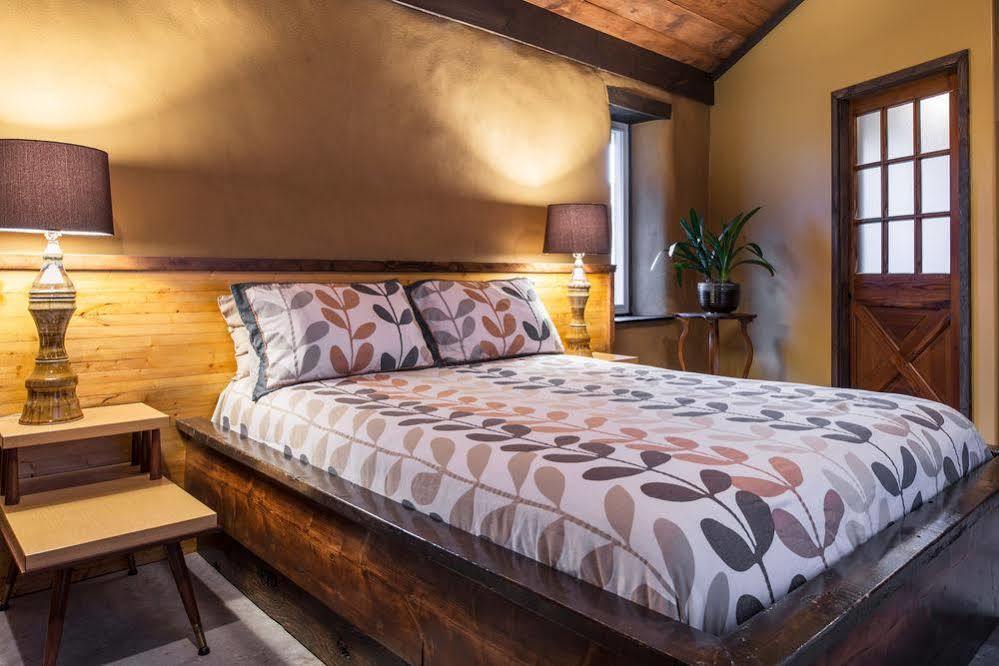 Carrying Place Owl'S Nest Suites מראה חיצוני תמונה